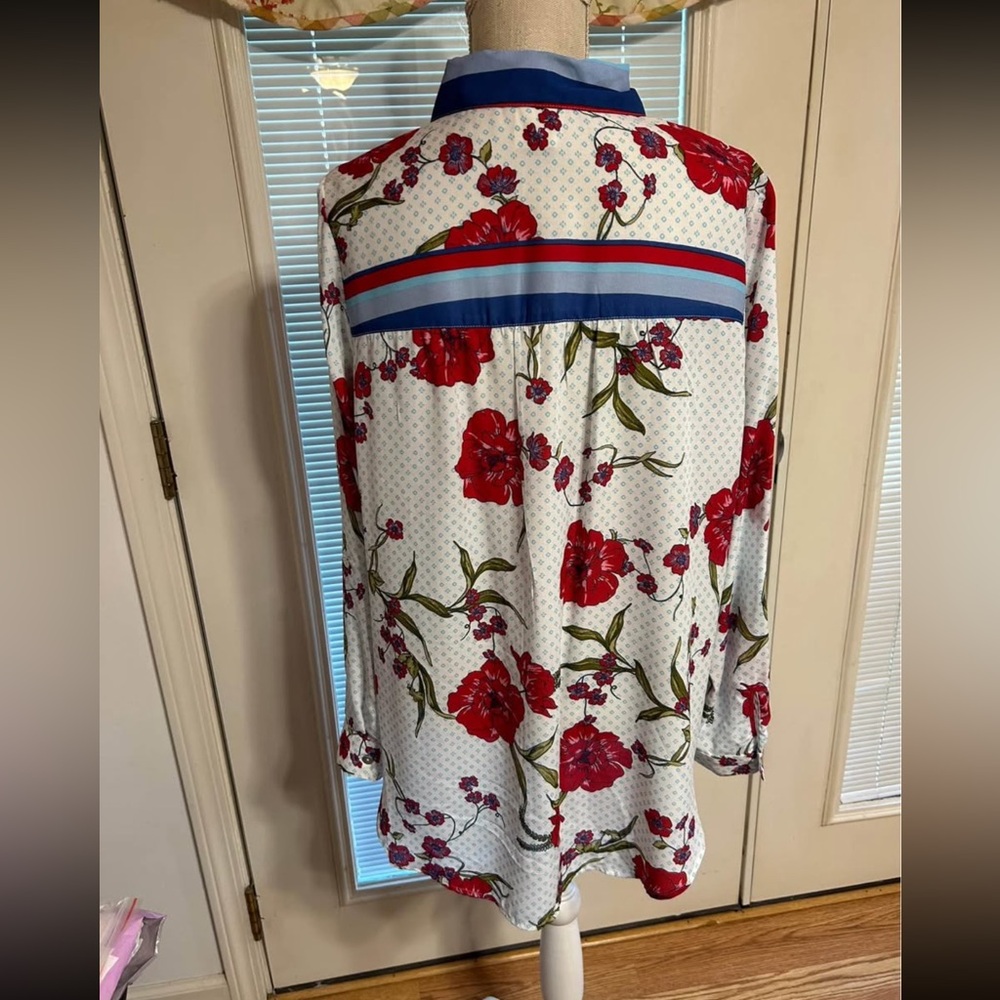 Blouse #40 - Picture 2 of 4